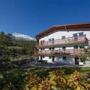 Mount Everest Apartment Sölden