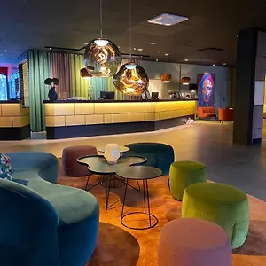 Отель Profilhotels Нака