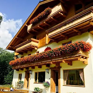 Enzian , Saalbach-Hinterglemm Østrig
