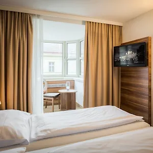 Hotel Enziana, Vienne