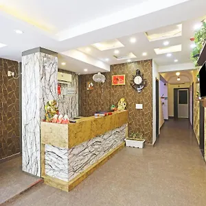 Отель Smart Inn-near Delhi Airport Нью-Дели